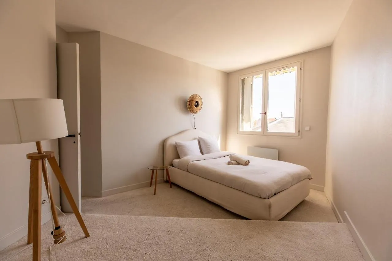 Charme Zen Thermes 3 Etoiles Chamalieres Apartment