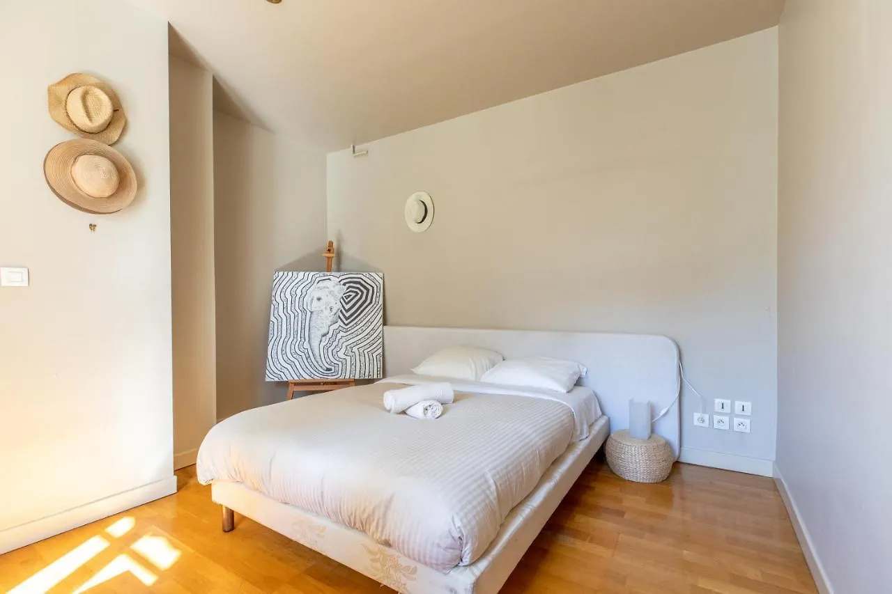 Apartment Charme Zen Thermes 3 Etoiles Chamalieres